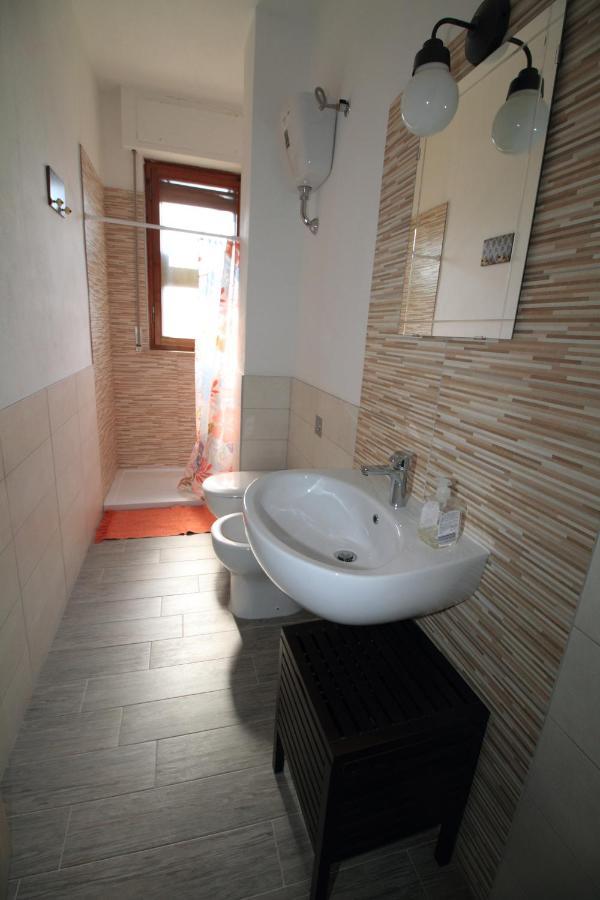 B&B Libellula Iglesias Bagian luar foto